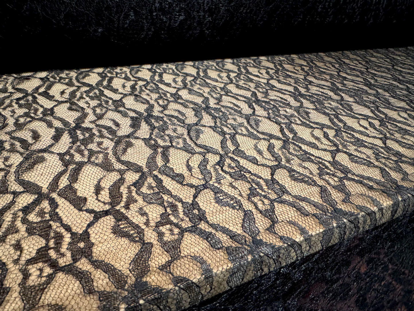 Super sheer mesh lace fabric, per metre - floral design - black