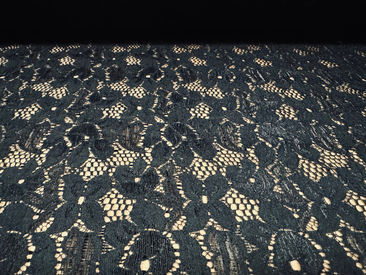 Stretch spandex lace fabric, per metre - flowers - black