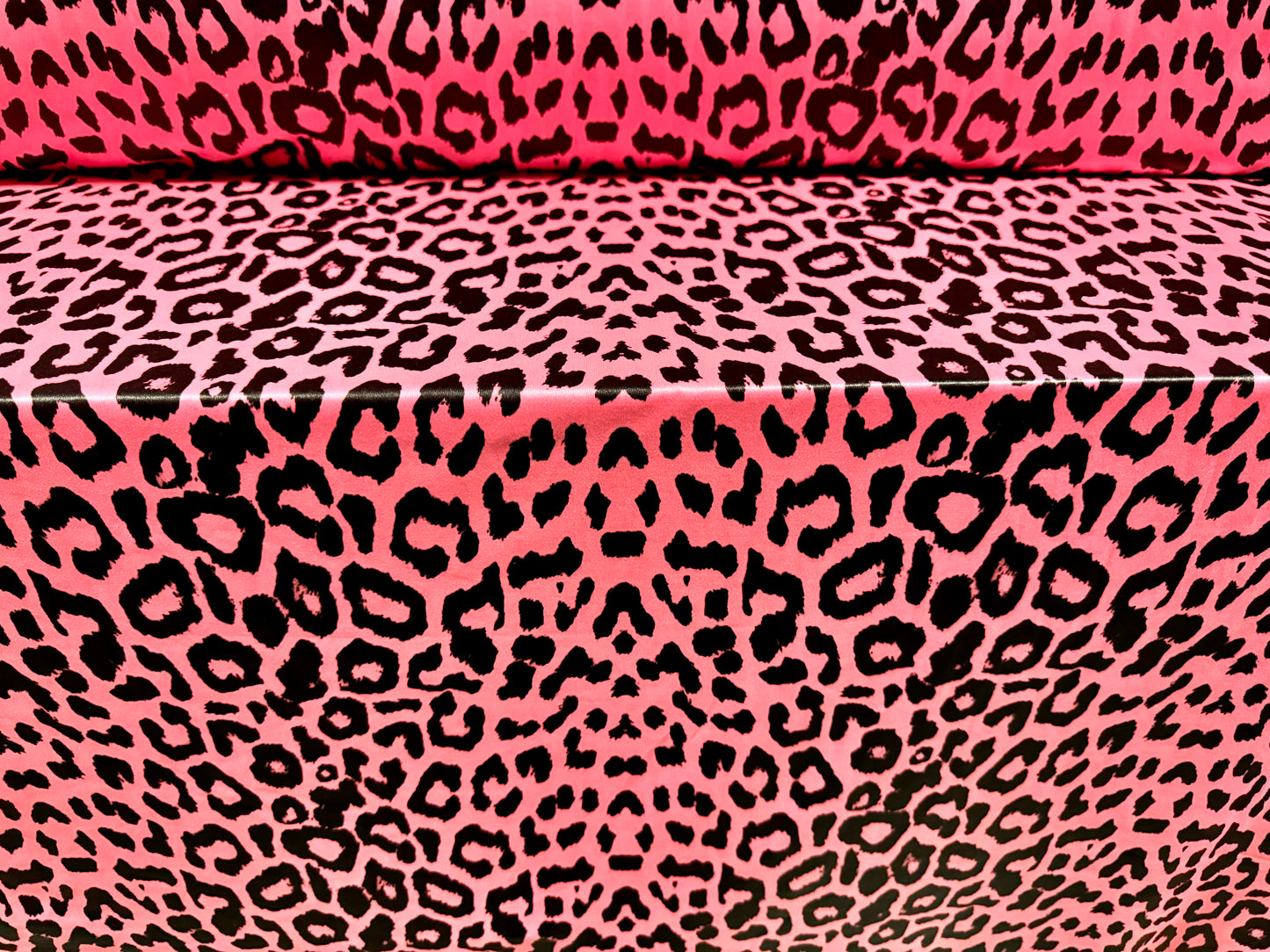 Ciré p.u. coated stretch single jersey fabric, per metre - cheetah animal print - hot pink