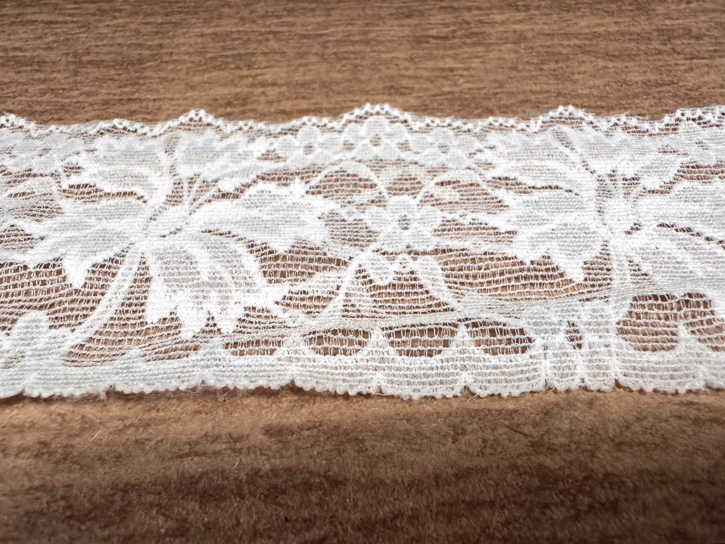 Stretch lace edging trim fabric with scalloped selvedges, per metre - floral - light pink