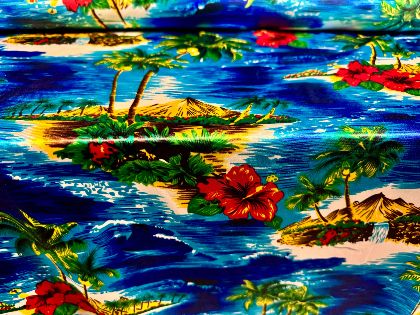 Silky satin woven fabric, per metre - Tropical Island print - multicolour