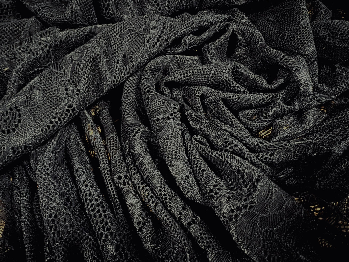 Stretch spandex lace fabric, per metre - flower design - black