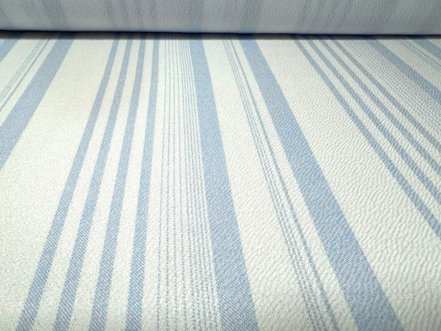 Waterfall textured scuba stretch spandex jersey fabric, per metre - stripe print - white & blue