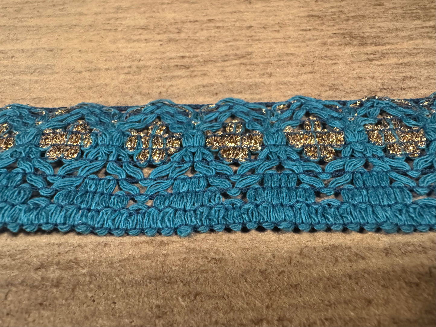 Metallic crochet lace edging trim fabric with scallop, per metre - dark turquoise with gold lurex