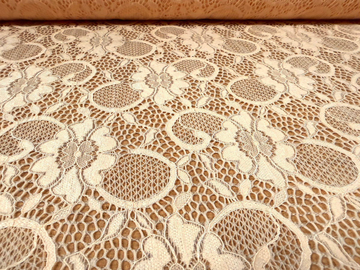 Stretch spandex lace dress fabric with scalloped selvedge, per metre - floral - corded - peach