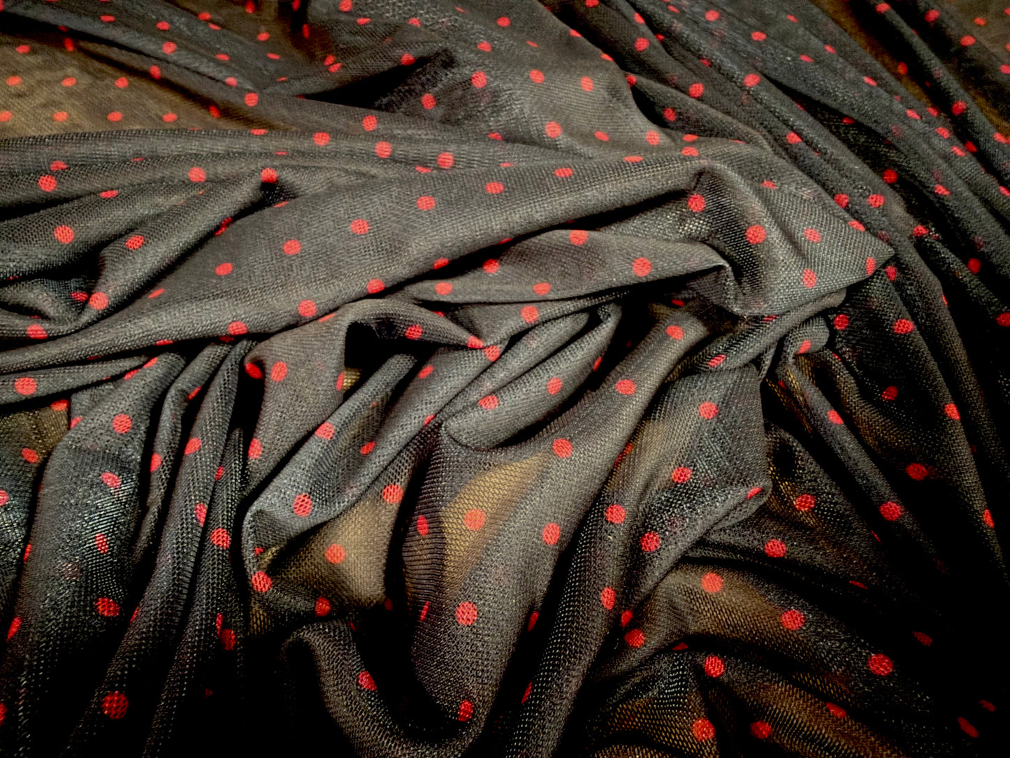 Power mesh net stretch spandex fabric, per metre - spot print - black & red