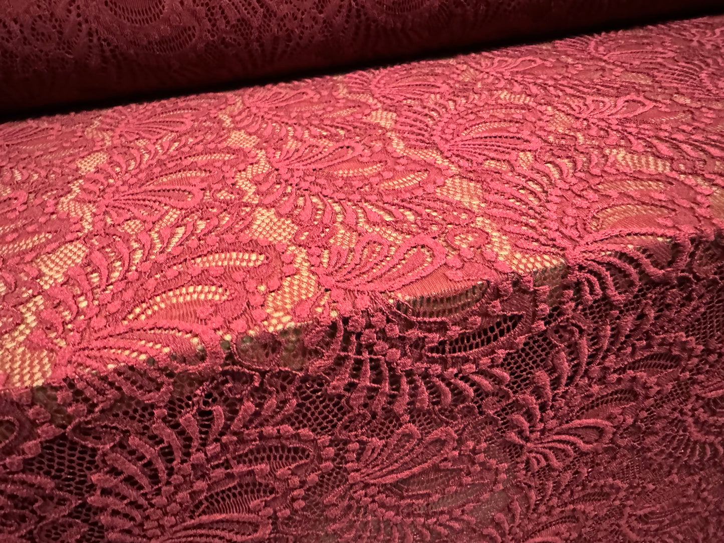 Soft stretch lace fabric, per metre - scalloped selvedge - paisley leaf - wine