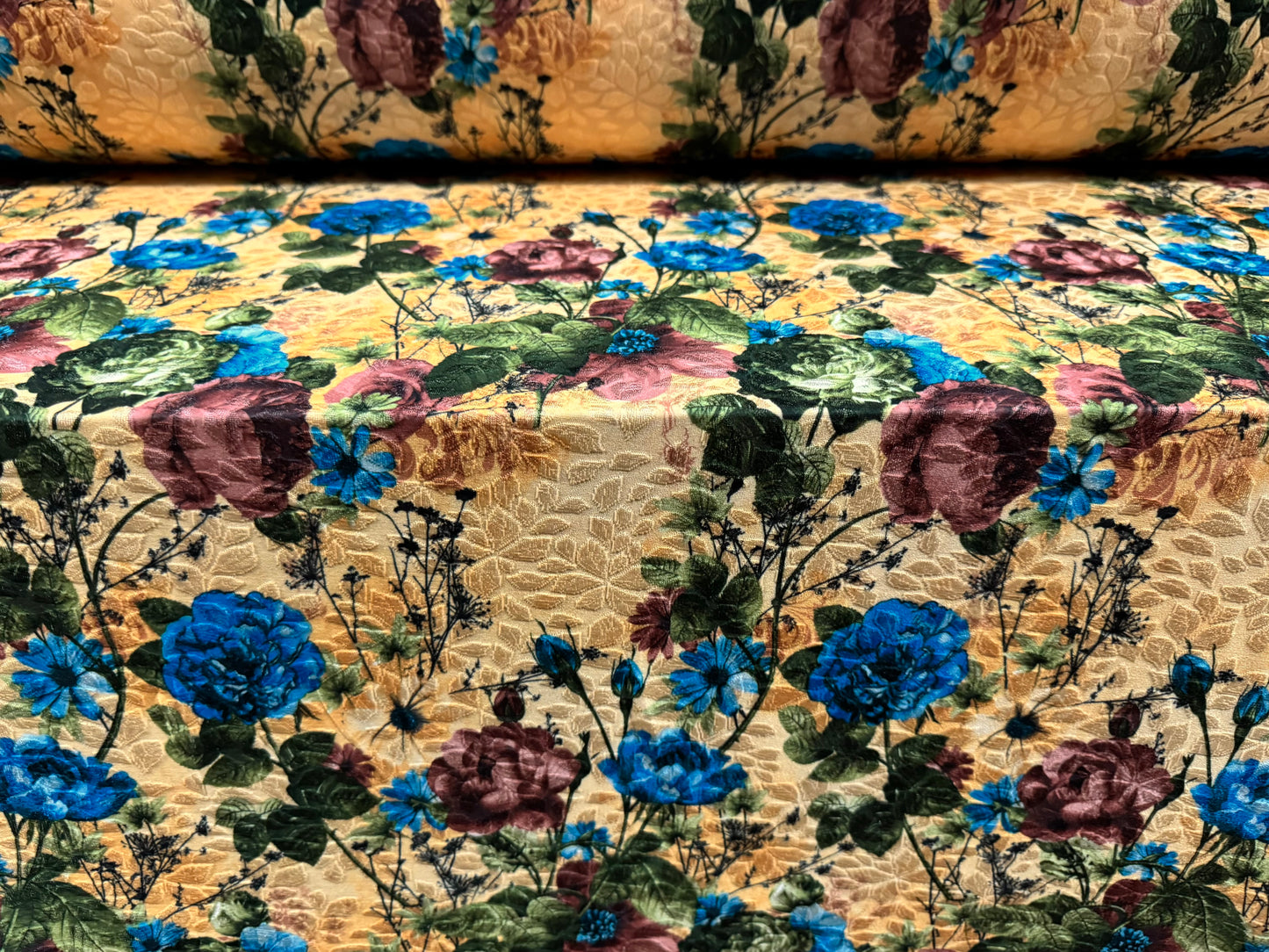 Stretch spandex jersey jacquard fabric, per metre - wild rose print - light gold & blue