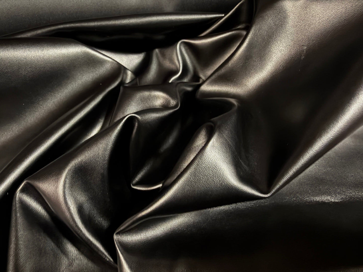 Faux leather pvc coated fabric, per metre - plain - black