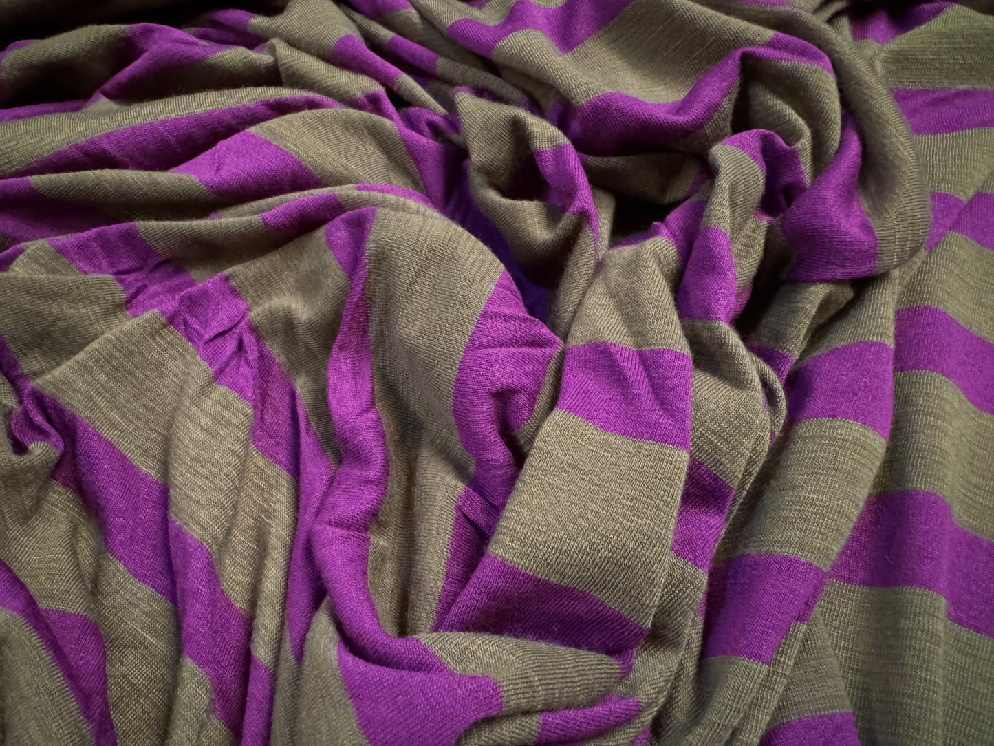 Stretch single jersey fabric, per metre - slubbed stripe - khaki & deep magenta