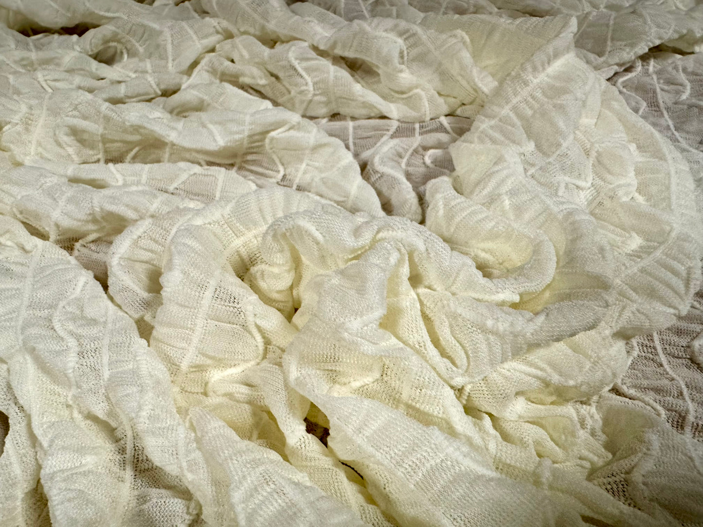 Super stretch mesh fashion fabric, per metre - zigzag jacquard - cream