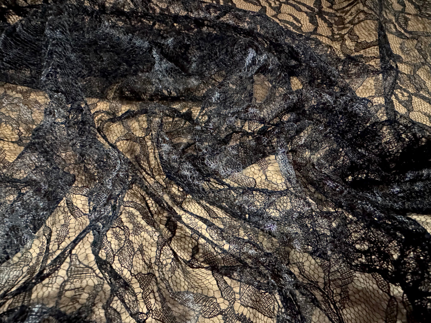 Super sheer mesh lace fabric, per metre - floral design - black