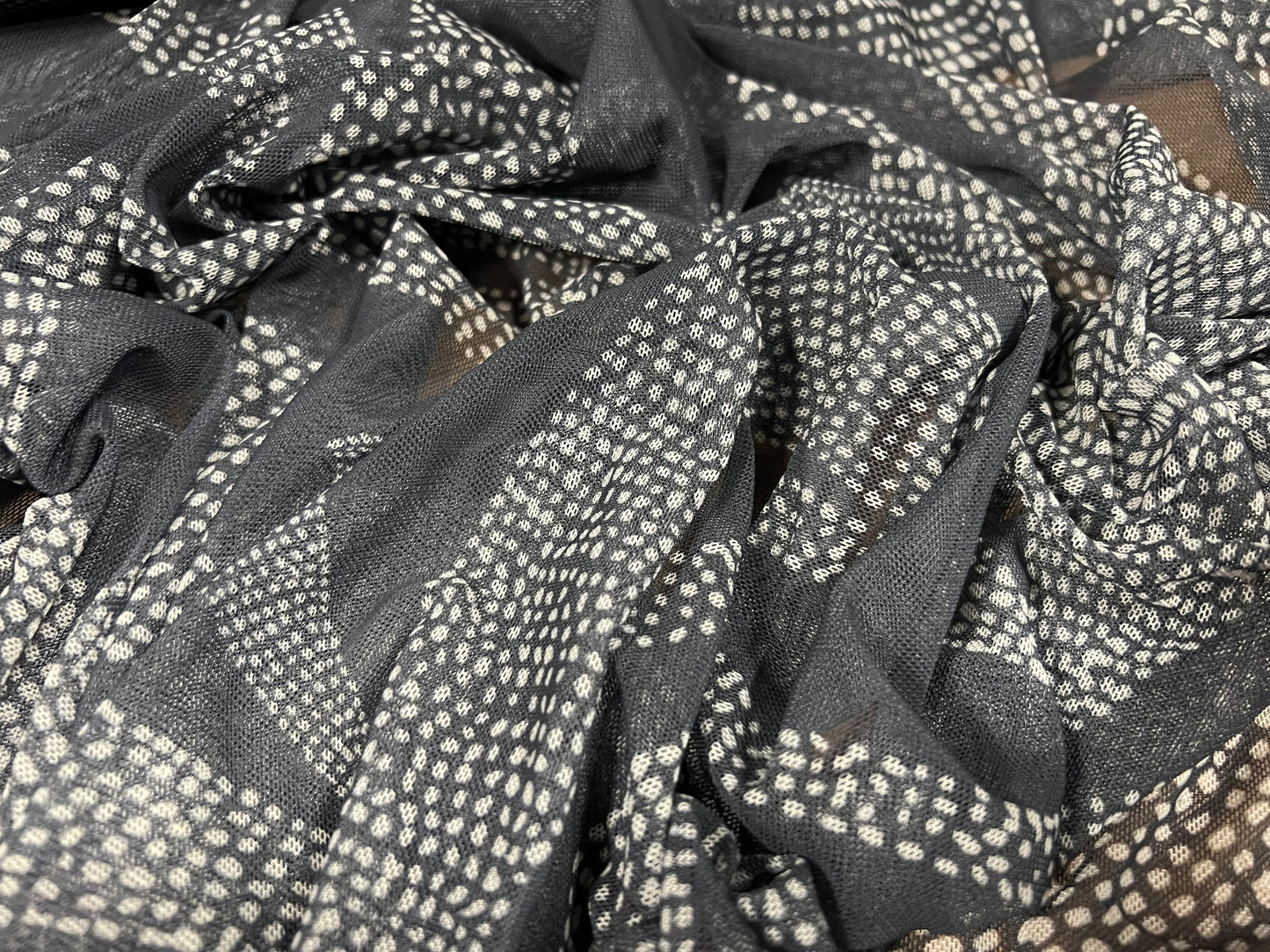 Power mesh net sheer stretch spandex fabric, per metre - stylised leaf print - grey