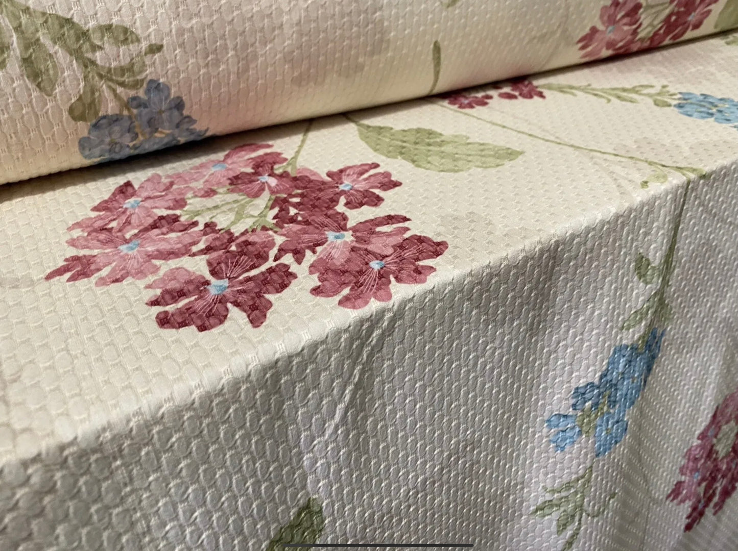 Stretch spandex jacquard jersey fabric - per metre - delphinium flower print - cream