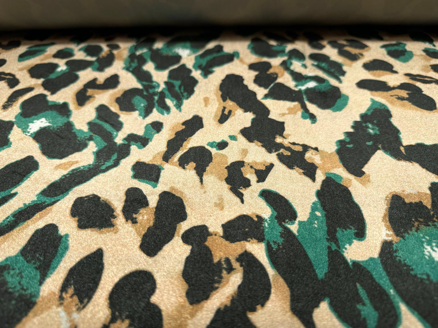 Spandex velvet stretch dress fabric, per mere - stylised cheetah print - light gold & emerald green