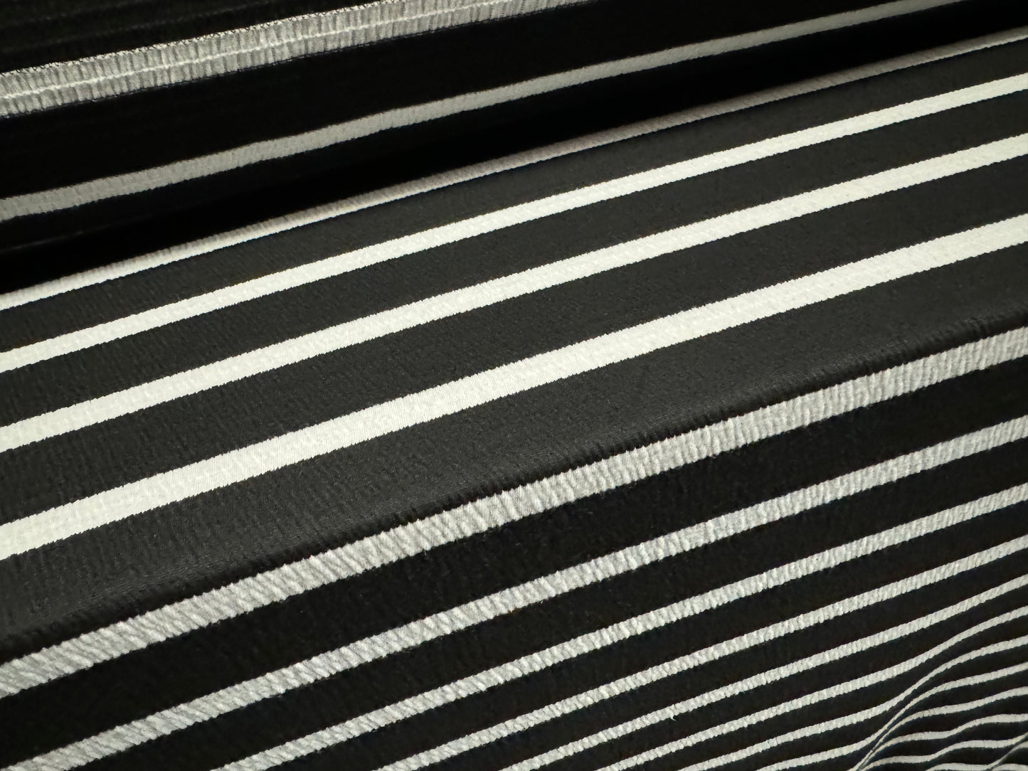 Stretch crinkle jersey fashion fabric, per metre - stripe - black & white