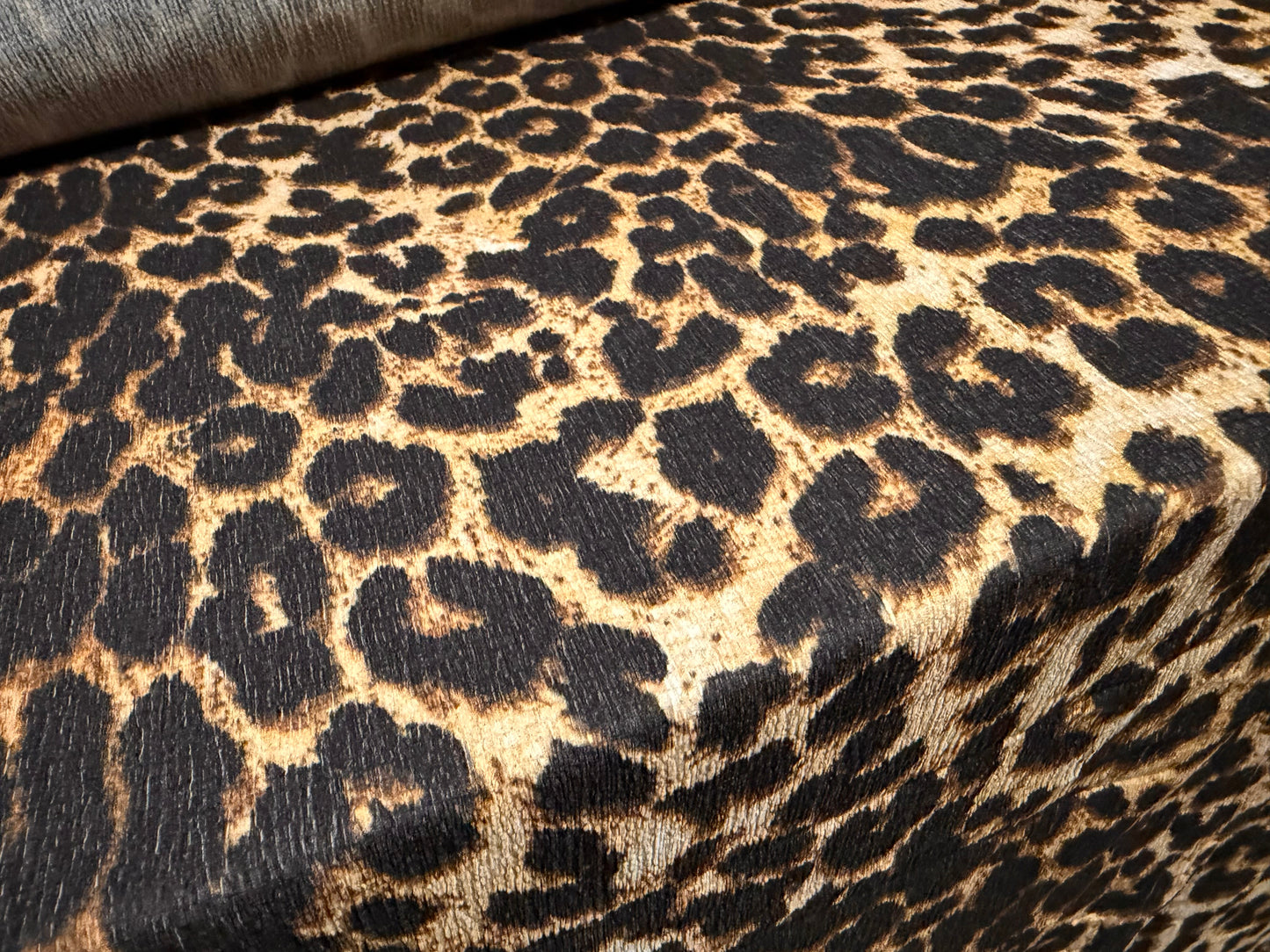Crinkle crepe stretch woven fabric, per metre - leopard print - light gold
