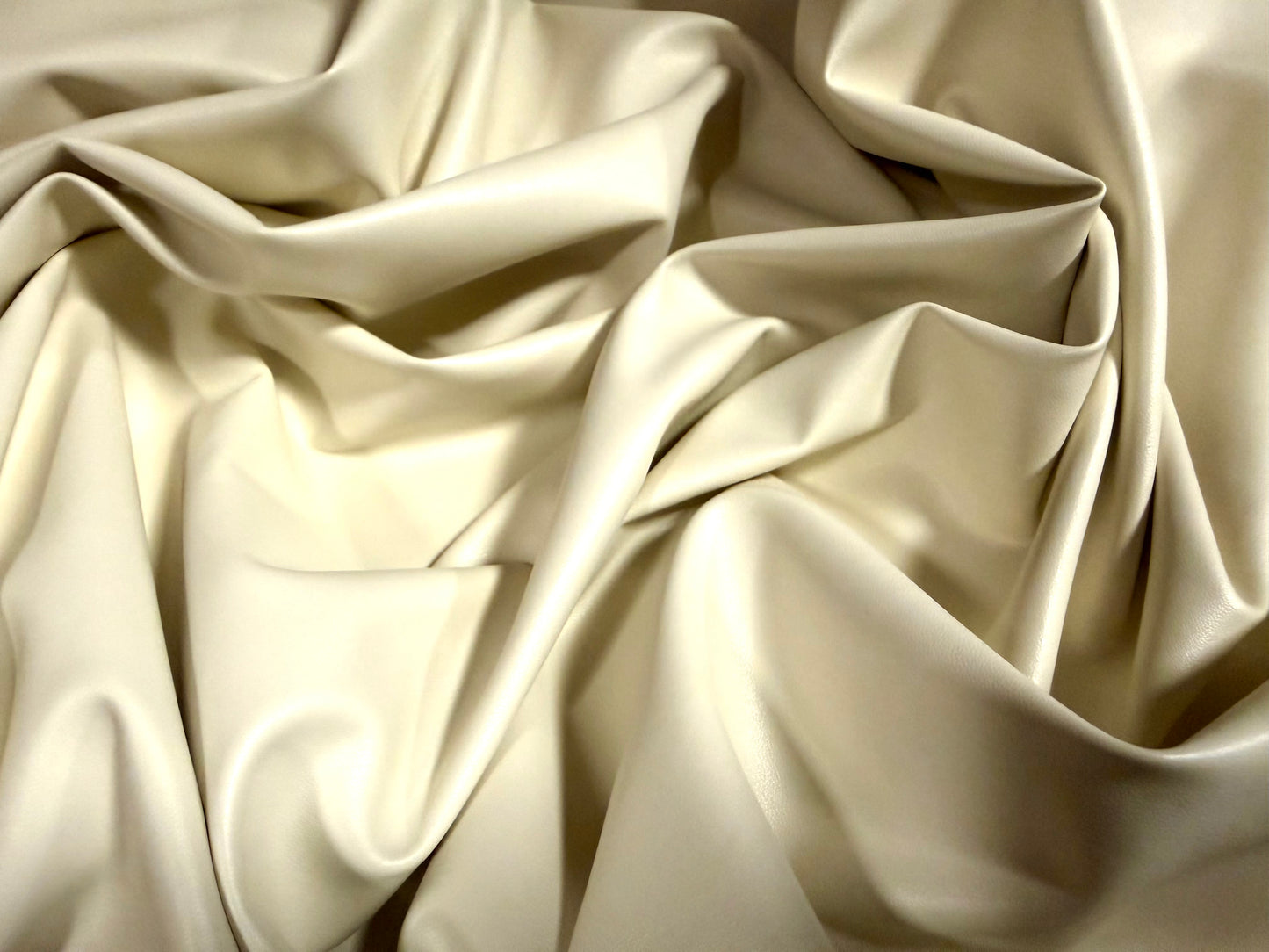 Faux leather pvc coated fabric, per metre - plain - cream