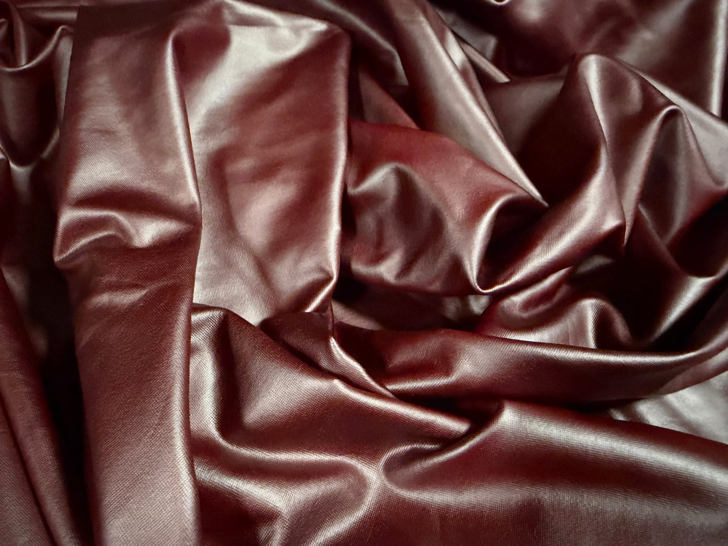 Faux leather stretch pvc coated fabric, per metre - plain - oxblood