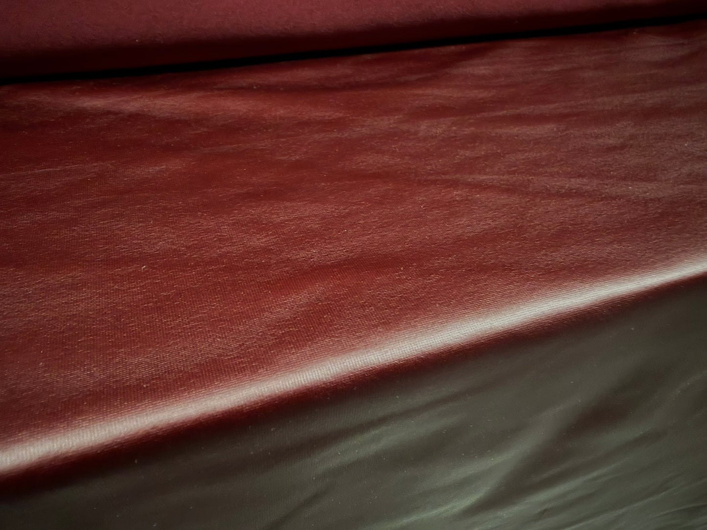 Faux leather stretch pvc coated fabric, per metre - plain - oxblood