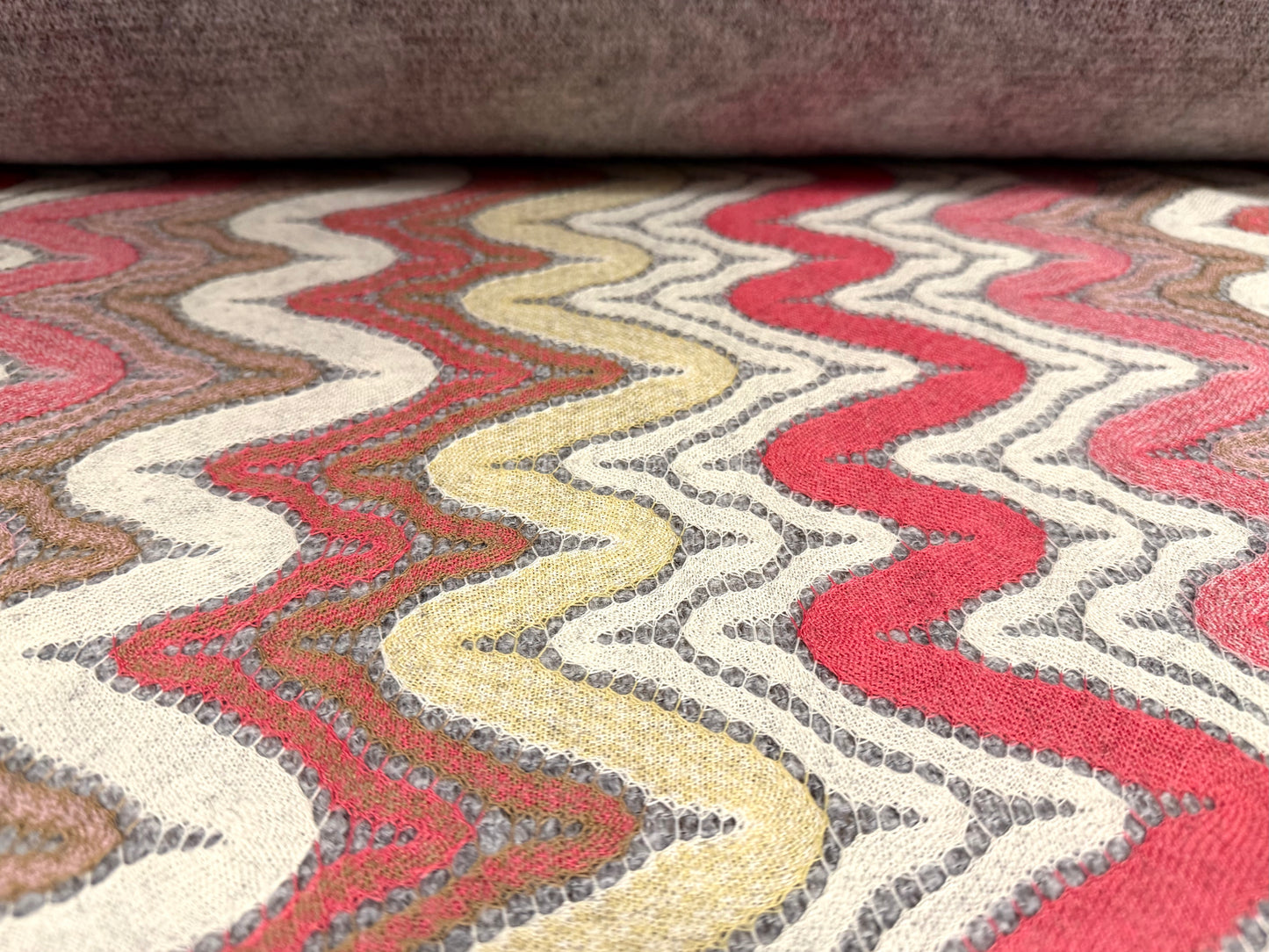 Wool blend heavyweight jacquard fabric, per metre - zigzag wave - pink & cream