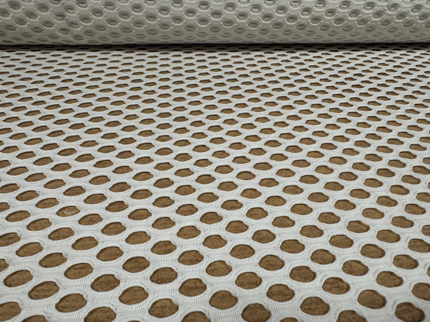 Stretch spandex jumbo fishnet mesh fabric, per metre - ivory