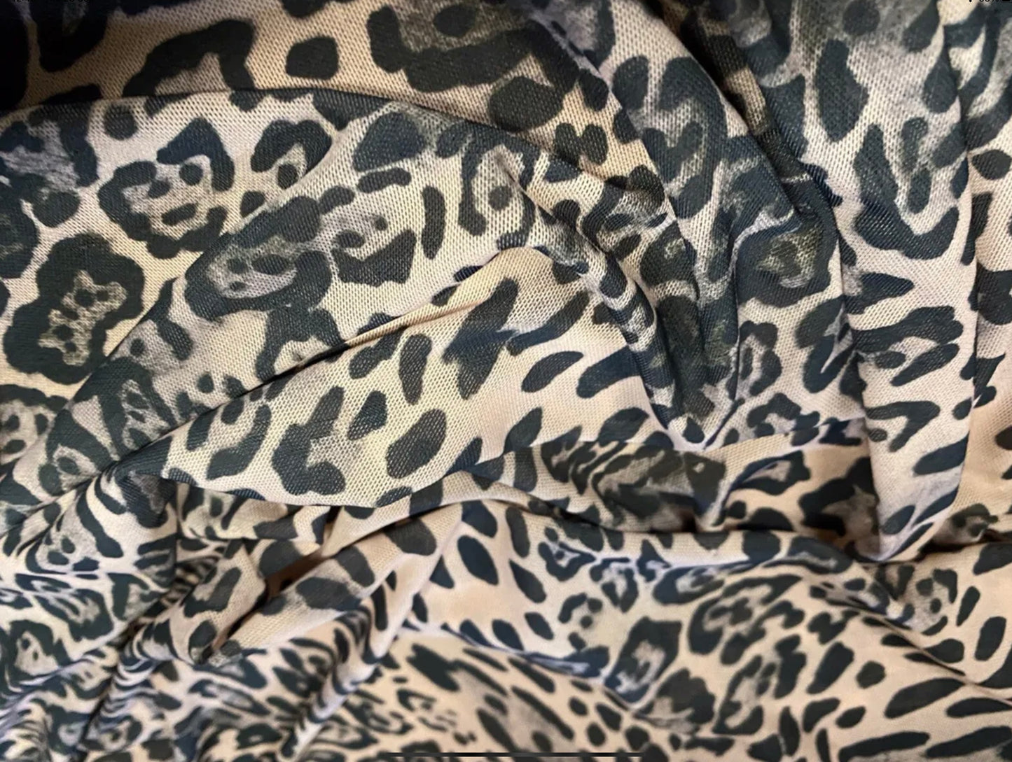 Power mesh net sheer stretch spandex fabric, per metre - leopardskin animal print - blush