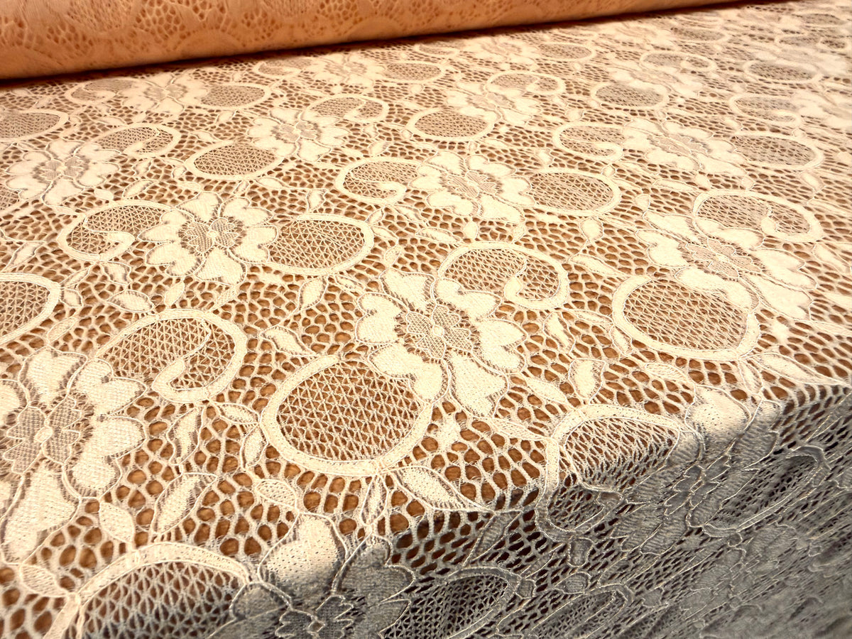 Stretch spandex lace dress fabric with scalloped selvedge, per metre - floral - corded - peach