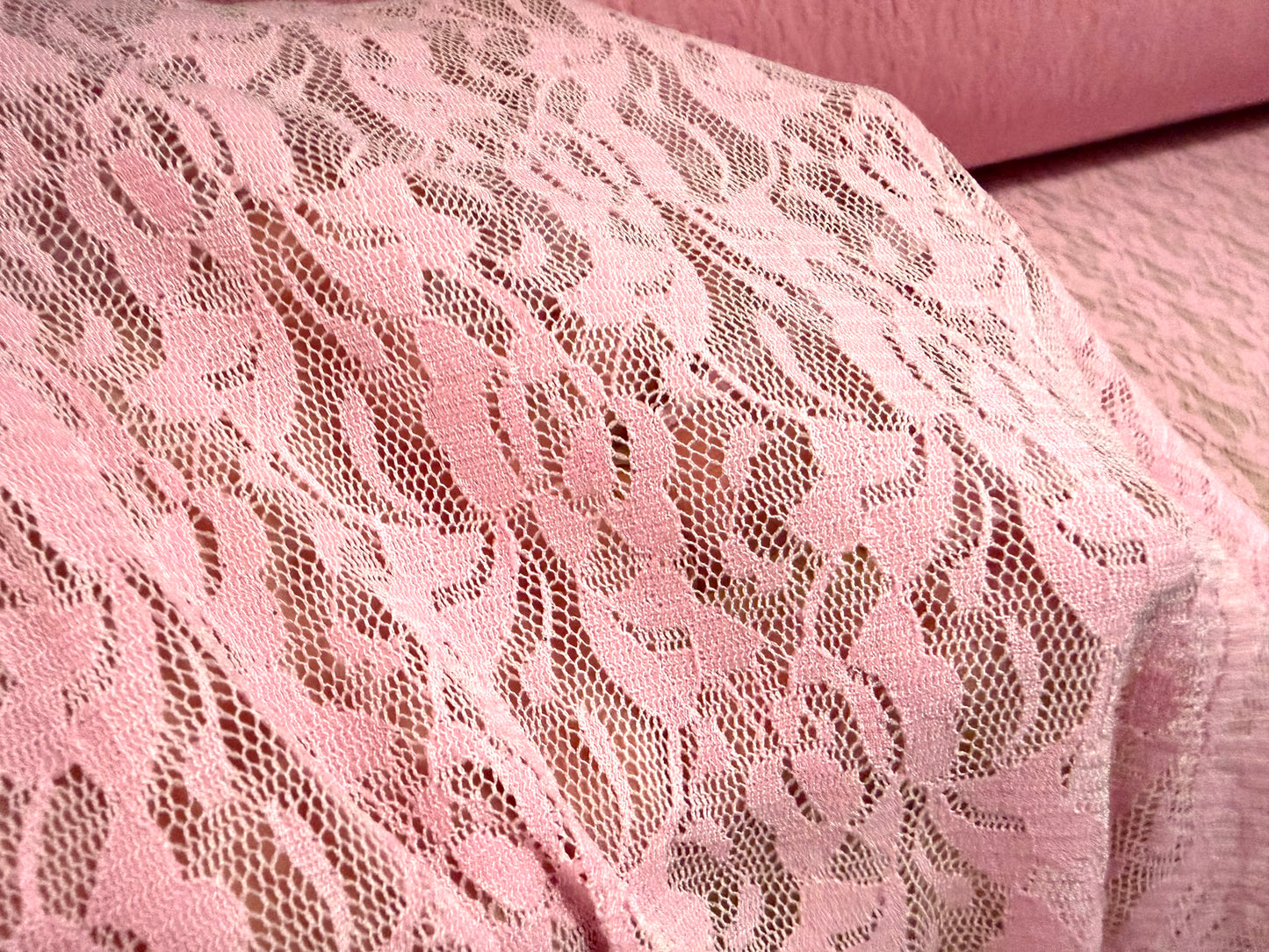 Stretch spandex lace fabric, per metre - floral - pink