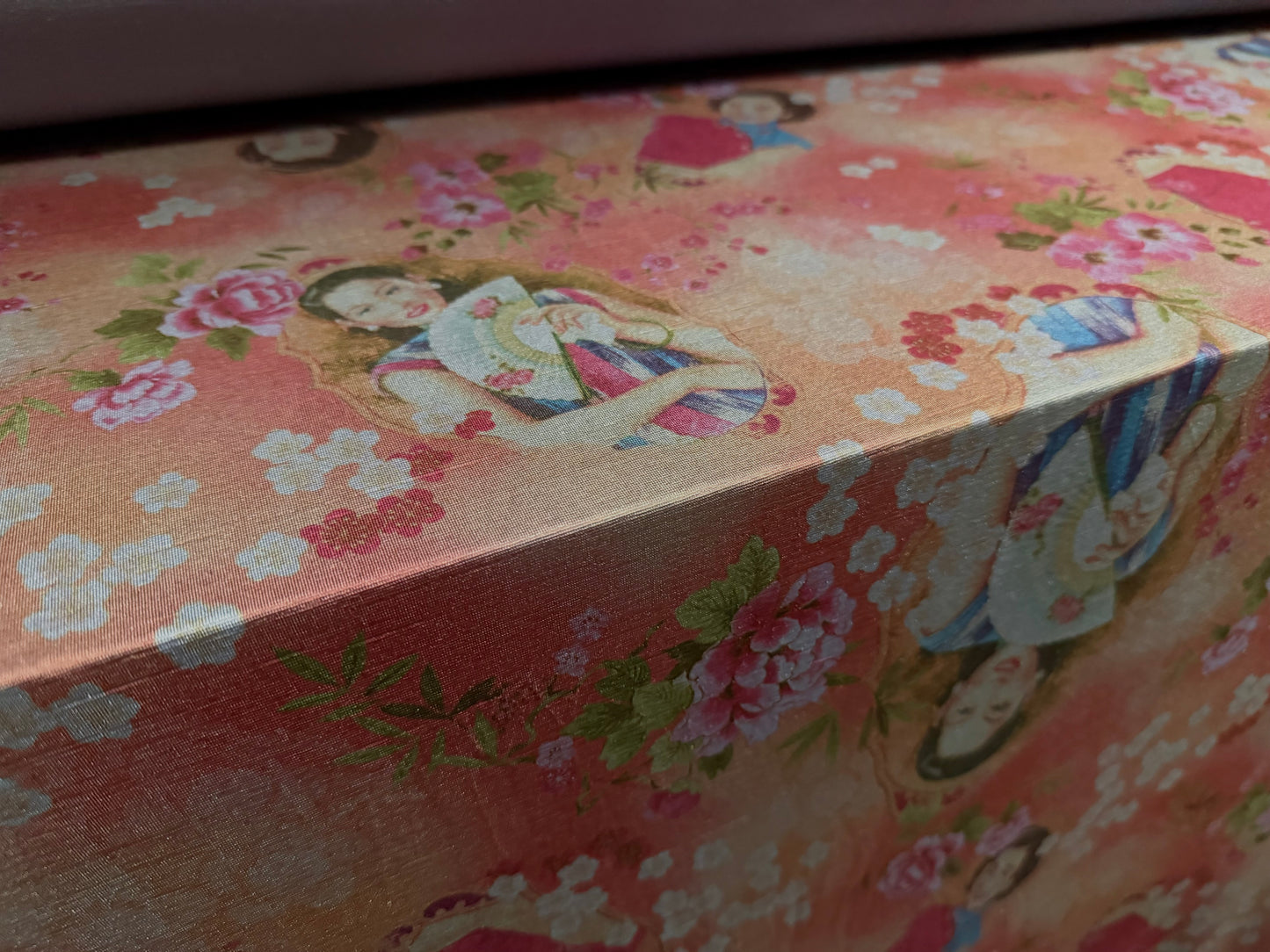 Finely textured spandex stretch Jersey fabric, per metre - East Asia inspired print - grey & pink