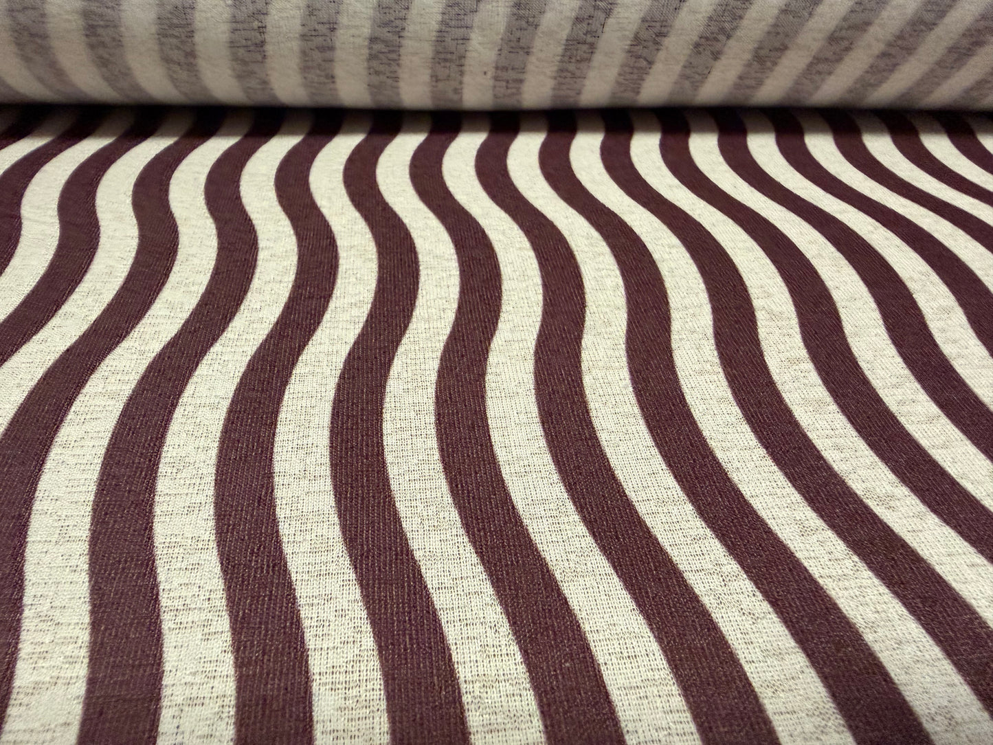 Thick & thin stretch spandex single jersey fashion fabric, per metre - wave print - aubergine