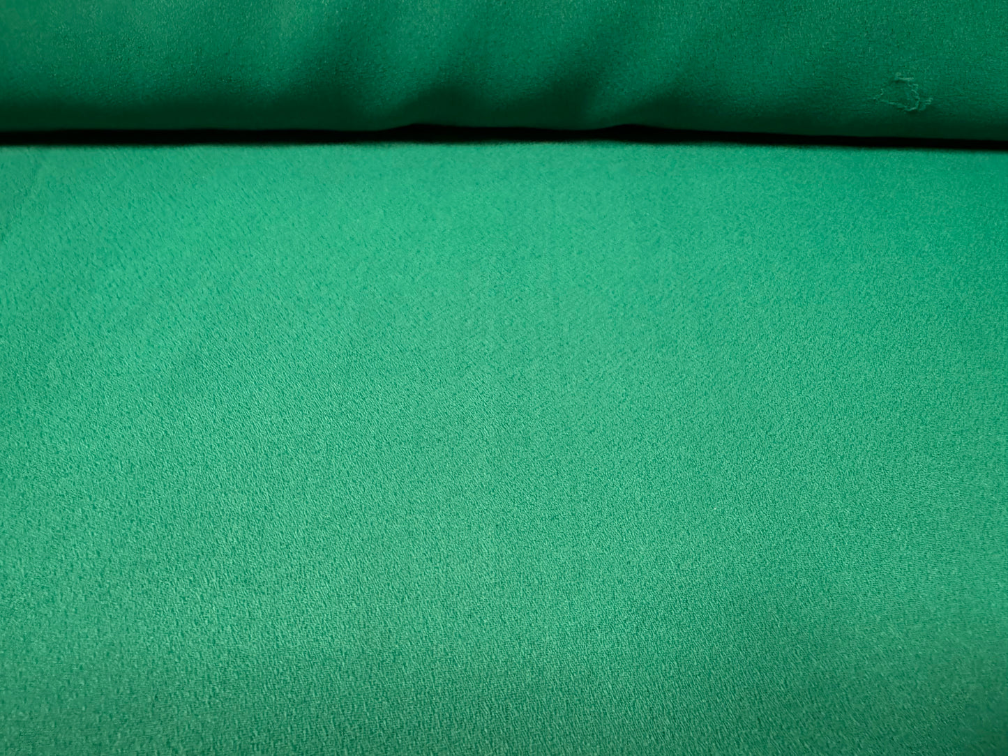 Lightweight moss crepe woven fabric, per metre - plain - emerald green