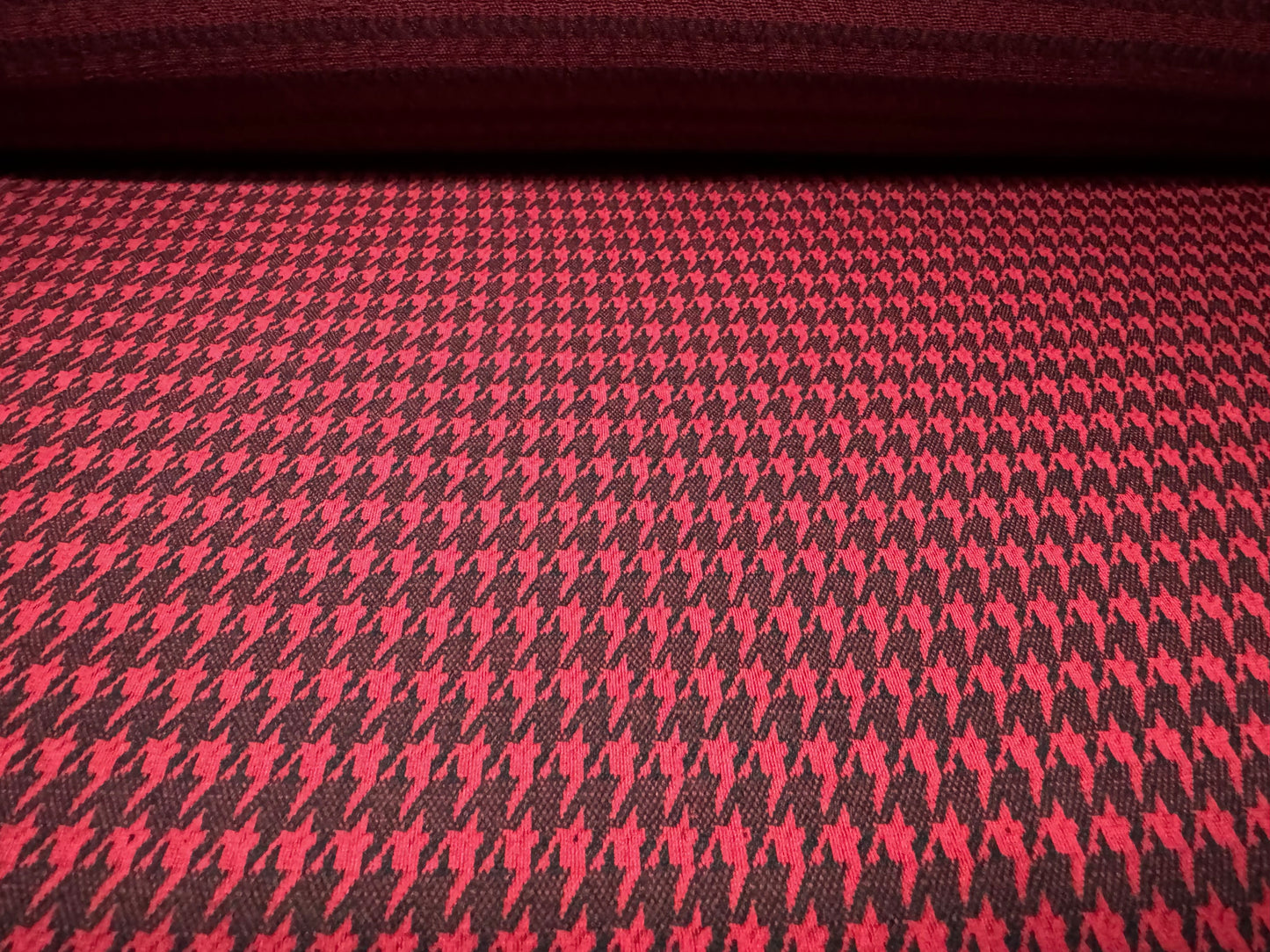 Lightweight stretch knitwear jersey fabric, per metre - houndstooth - wine