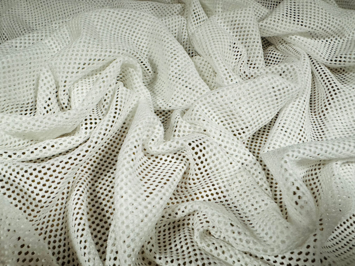 Stretch fine fishnet mesh net jersey fabric, per metre - plain - white