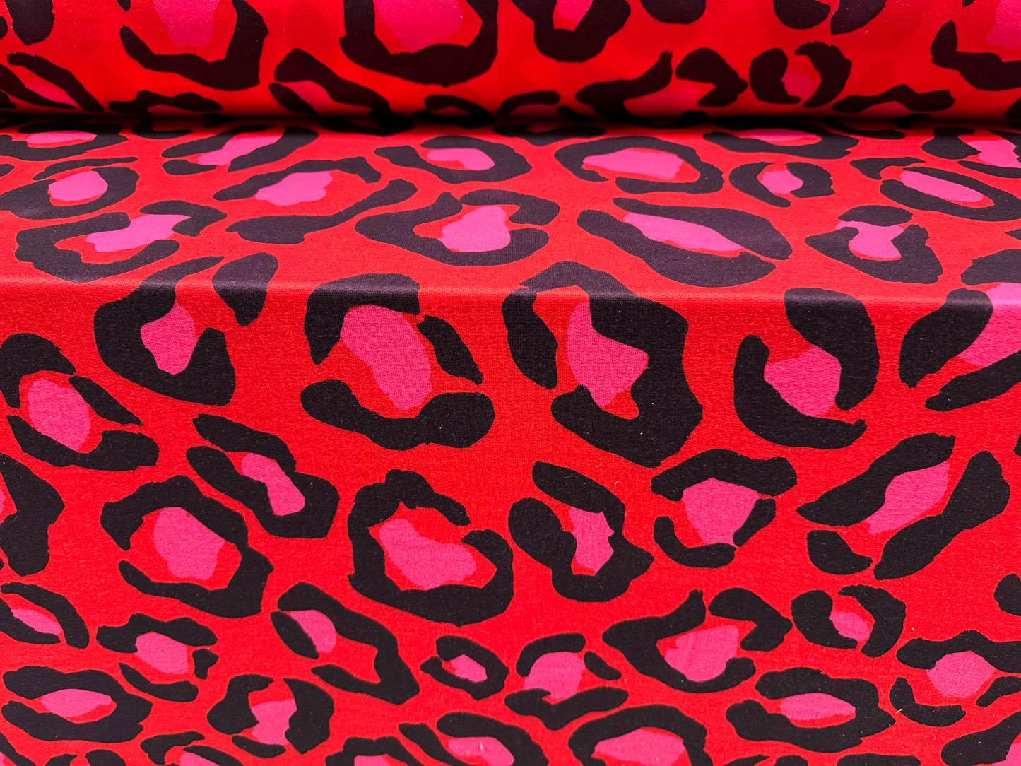 French Terry loopback sweatshirt jersey fabric, per metre - jumbo cheetah print - red & pink