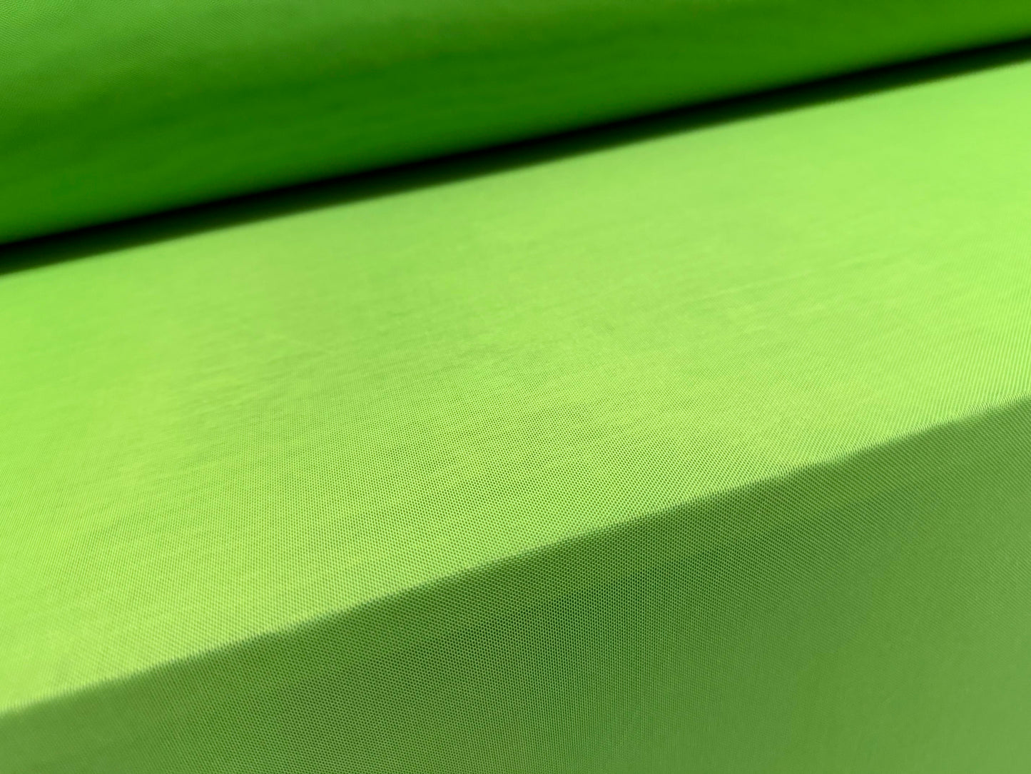 Power mesh net stretch spandex fabric, per metre - plain - bright green