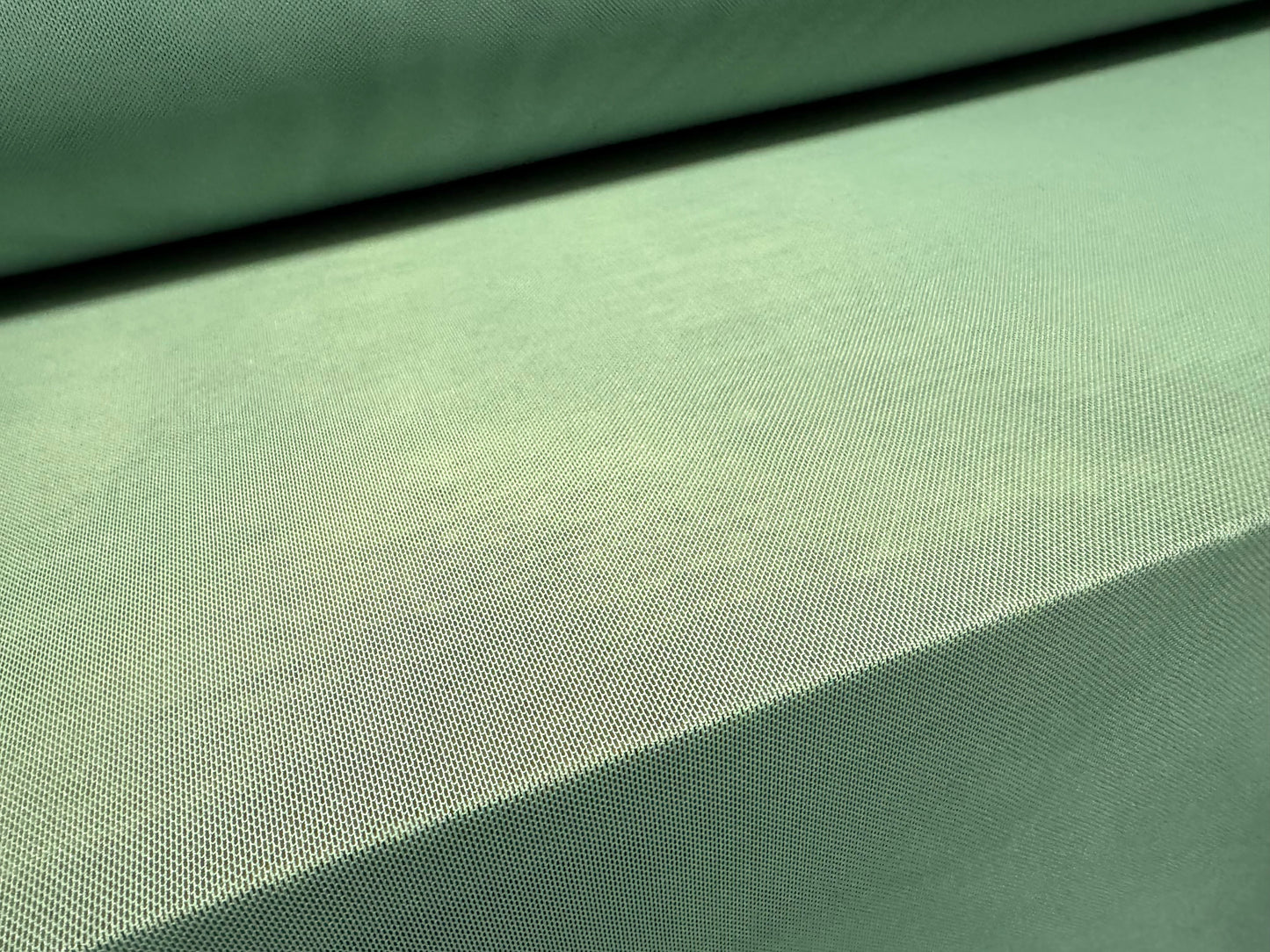 Power mesh net stretch spandex fabric, per metre - plain - mint green