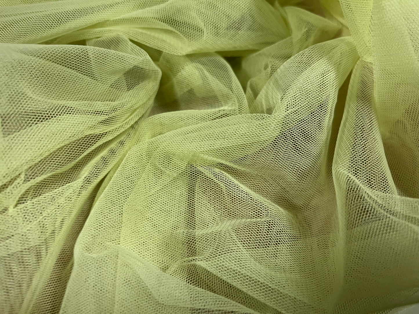 Tulle tutu mesh net fabric, per metre - plain - light green