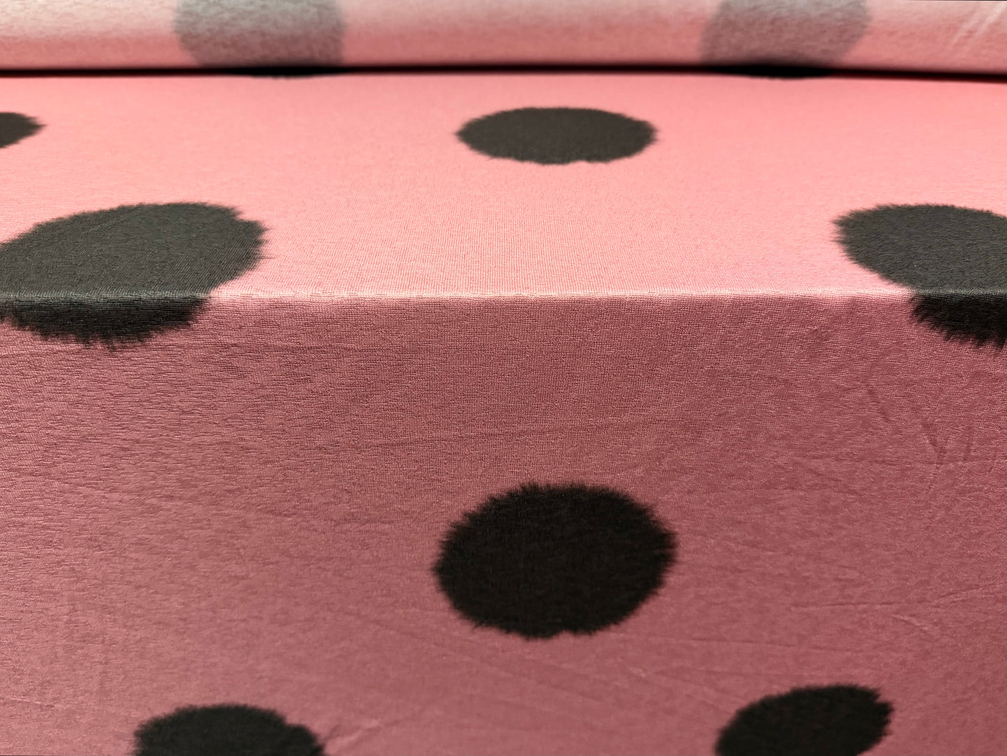 Thick & thin stretch spandex single jersey fashion fabric, per metre - ink blot print - dusky pink