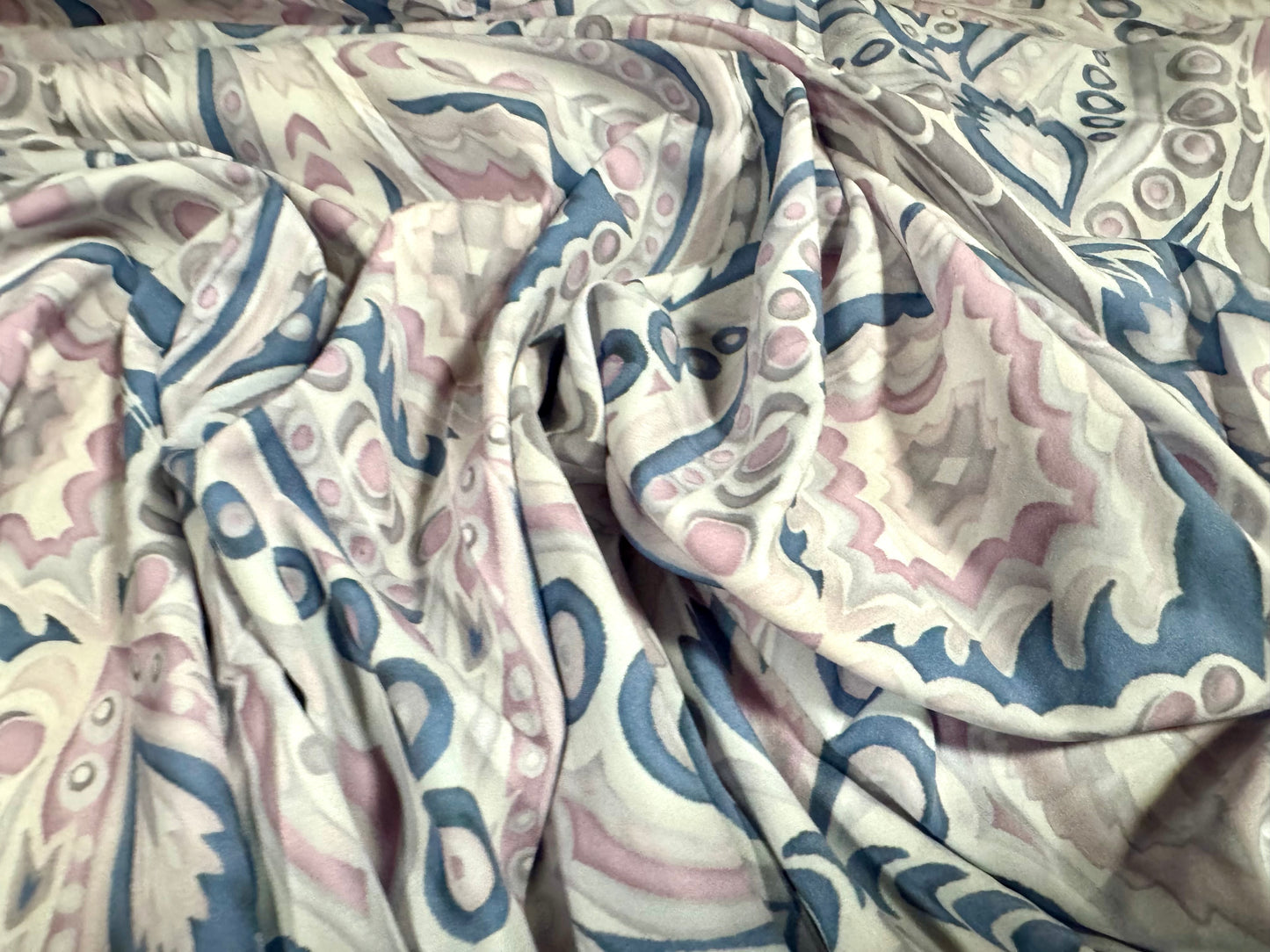Woven stretch pongee dress fabric, per metre - Ikat print - pastel pink