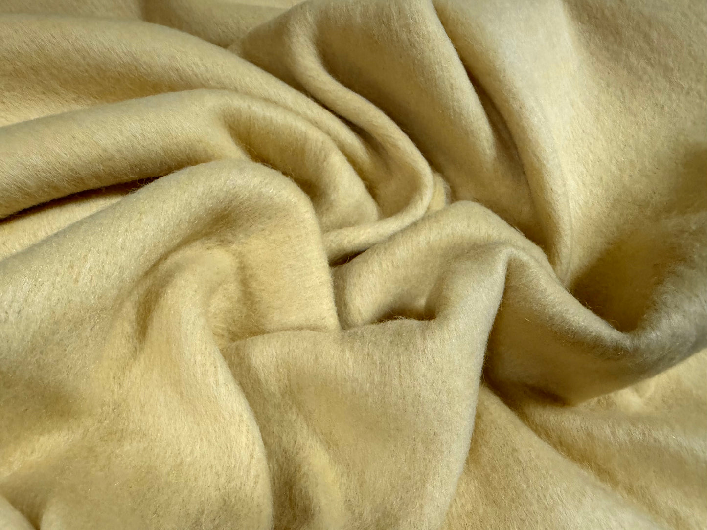Heavyweight wool flannel fabric, per metre - plain - lemon