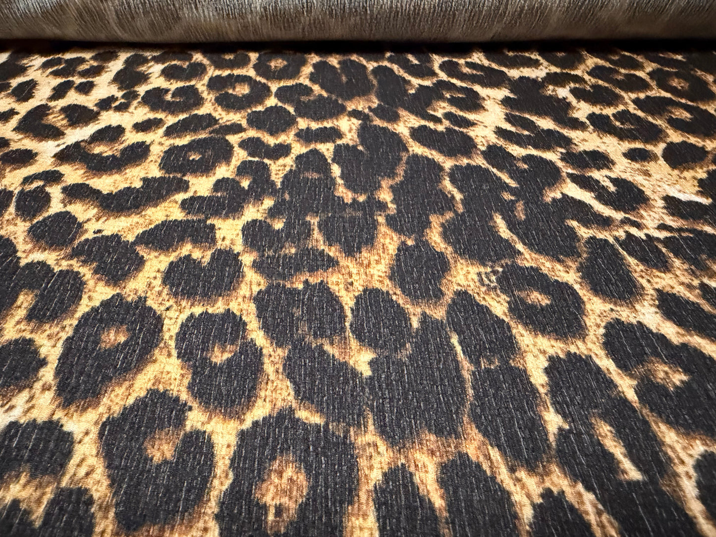 Crinkle crepe stretch woven fabric, per metre - leopard print - light gold