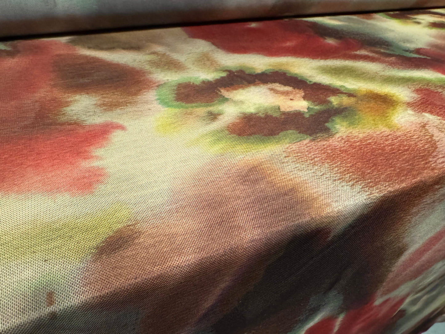 Power mesh net stretch spandex fabric, per metre - abstract print - wine & green