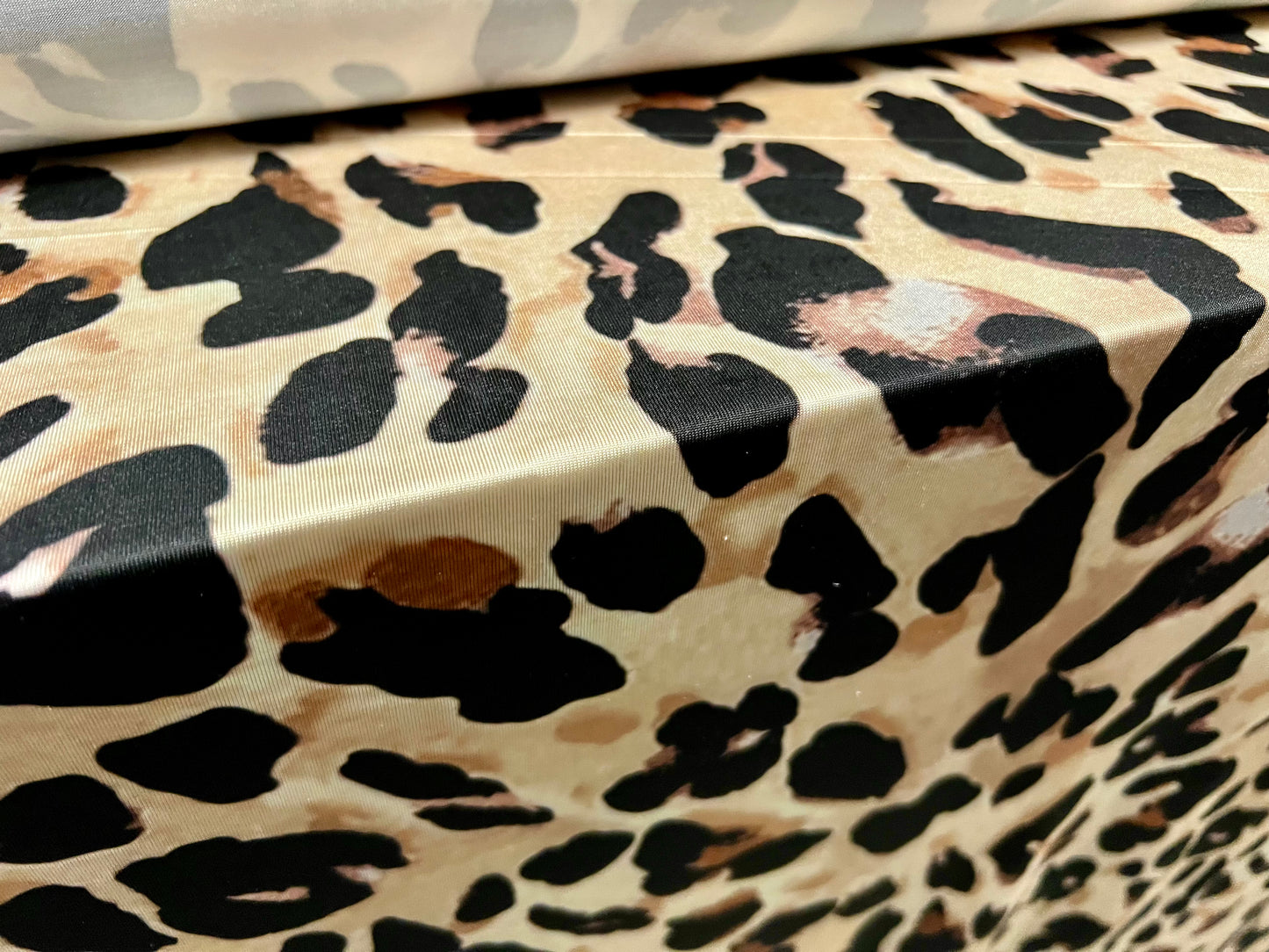 Stretch spandex single jersey fabric, per metre - jumbo cheetah print - cream