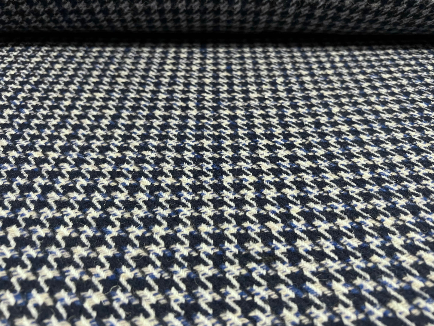 Wool mouflon coat jacket fabric, per metre - dogtooth jacquard - navy blue