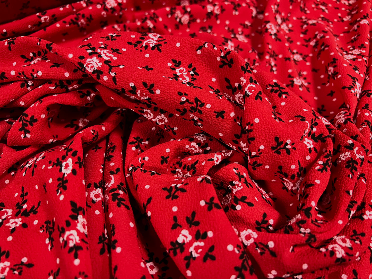 Pebble crepe woven dress fabric, per metre - Ditsy floral print - red with white flowers