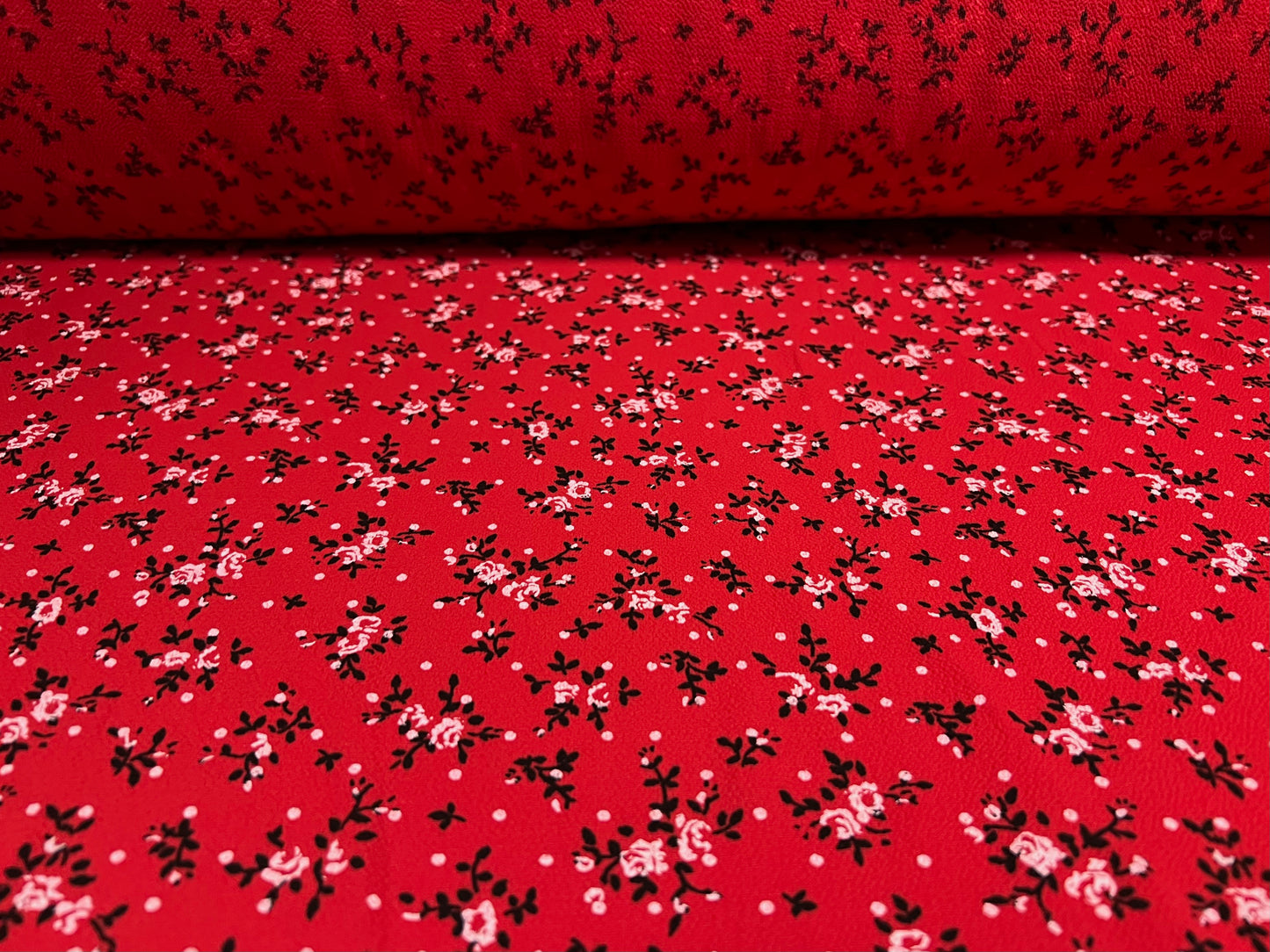 Pebble crepe woven dress fabric, per metre - Ditsy floral print - red with white flowers