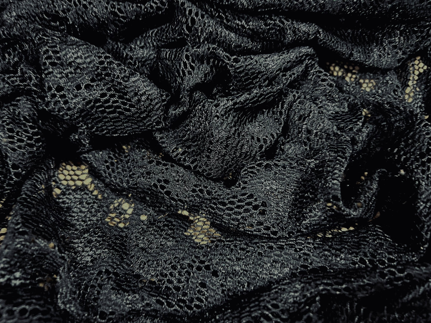 Stretch spandex lace fabric, per metre - floral - scalloped selvedge - black