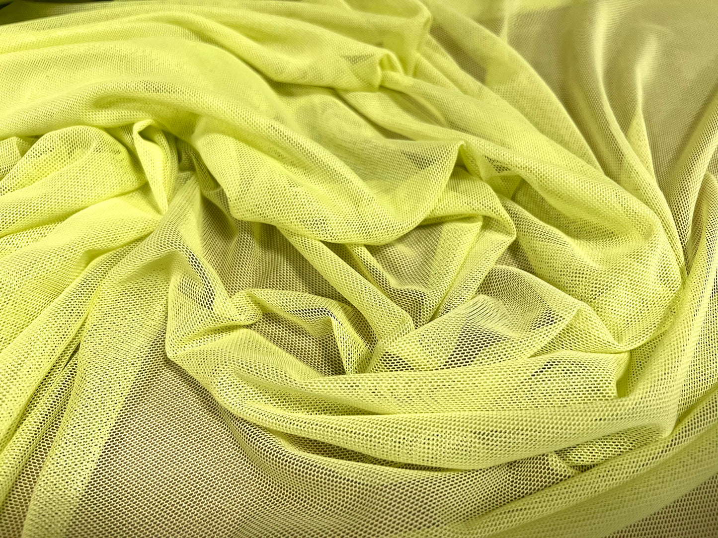 Power mesh net stretch spandex fabric, per metre - Plain - lemon sorbet