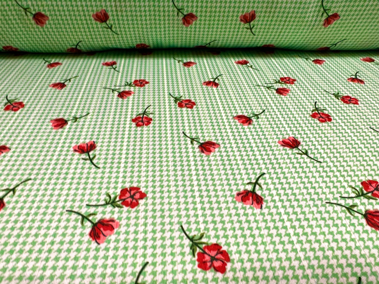 Ribbed stretch spandex jersey fabric, per metre - puppytooth floral print - green & pink